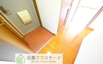 玄関・別アングル