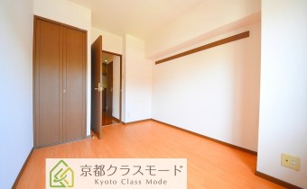 洋室5.3帖・別アングル