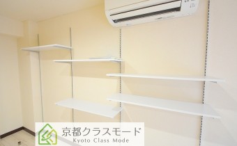 収納棚