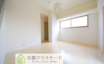 洋室8帖・別アングル