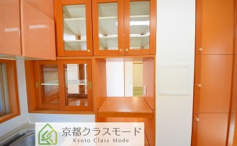 食器棚