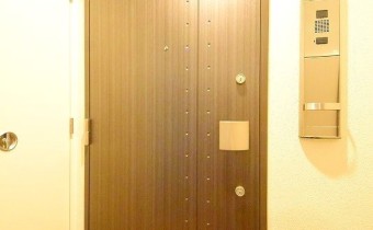 玄関ドア