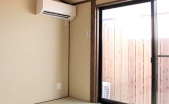 和室にはエアコン付き☆