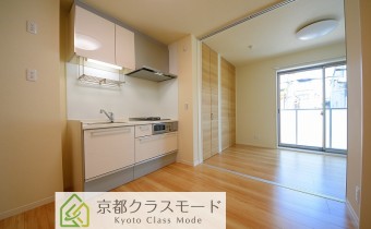 東向きの明るいお部屋です♪