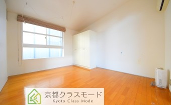 洋室9.7帖