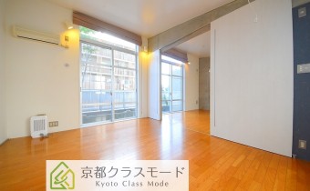 洋室9.7帖・別アングル