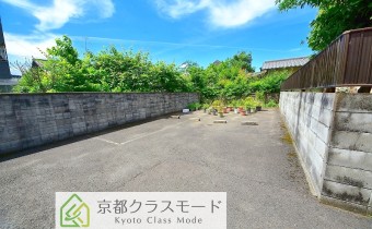 敷地内ガレージ