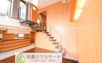 2階へ