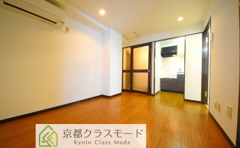 「レトロさ」を残した味のある物件です♪