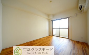 Room 8.8