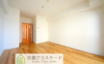 Room 8.8