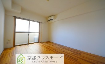 Room 8.8