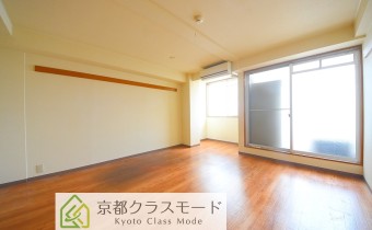 Room 8
