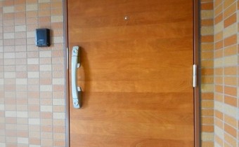 玄関ドア