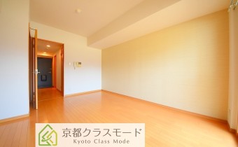洋室8.4帖・別アングル