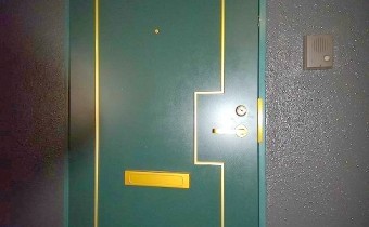 玄関ドア