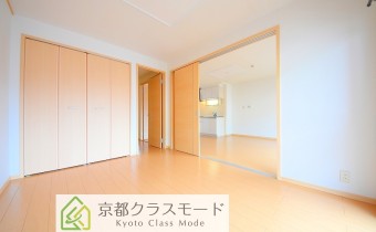 洋室6帖①・別アングル