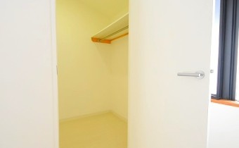 ※室内写真は同マンション内・別タイプの参考画像となります。