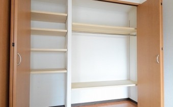 ※室内写真は同マンション内の1LDKタイプのものです。
