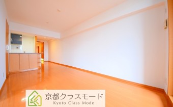 ※室内写真は同マンション内・別タイプの参考画像となります。