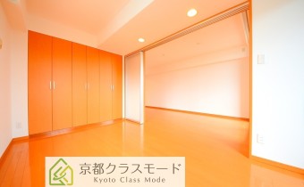 ※室内写真は同マンション内・別タイプの参考画像となります。