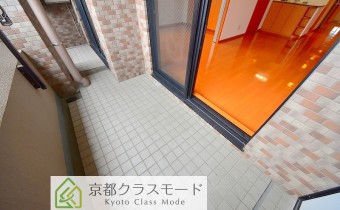 ※室内写真は同マンション内・別タイプの参考画像となります。
