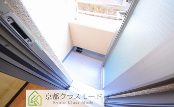 キッチン横・サービスバルコニー