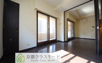 洋室5帖・別アングル