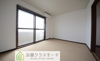 洋室6.4帖