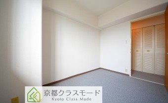 ※室内写真は同マンション内・別タイプの参考画像となります。