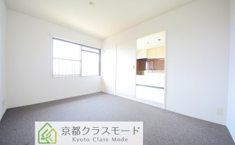 洋室6帖①・別アングル