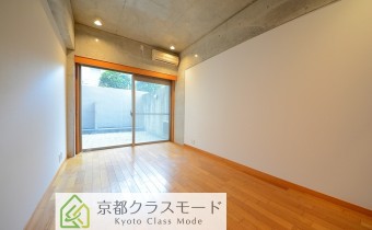 Room 7