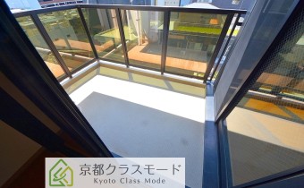 バルコニー・洋室6帖側