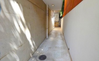 駐輪場へ