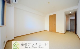 洋室9帖・別アングル