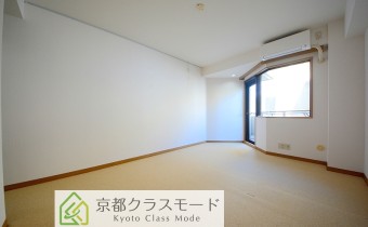 洋室9帖・別アングル