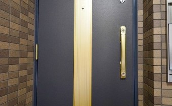 玄関ドア