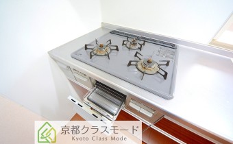 3口ガスコンロ（グリル付き）