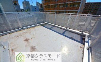 ルーフバルコニー・LDK側・別アングル