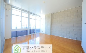 洋室10帖・別アングル