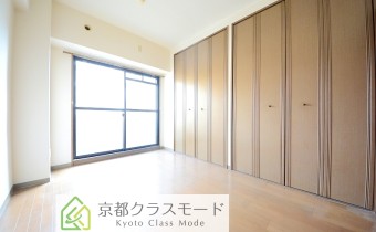 Room6