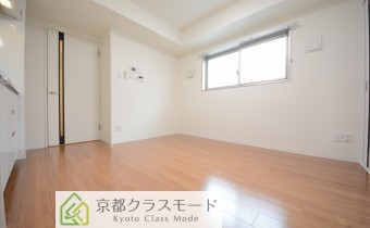 キッチンスペースは結構広いですよ