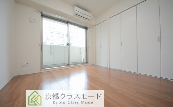 収納スペースがたっぷりある洋室です♪