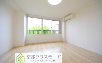 洋室10.6帖・別アングル