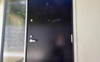 玄関ドア