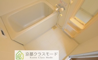 ※室内写真は同マンション内・別タイプの参考画像となります。