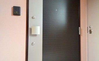 玄関ドア
