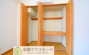 Room 6のクローゼット