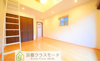 洋室10帖・別アングル