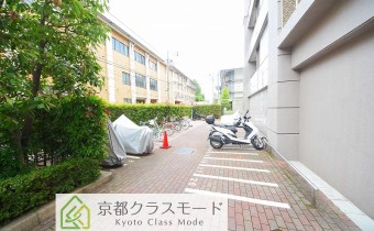 バイク置場